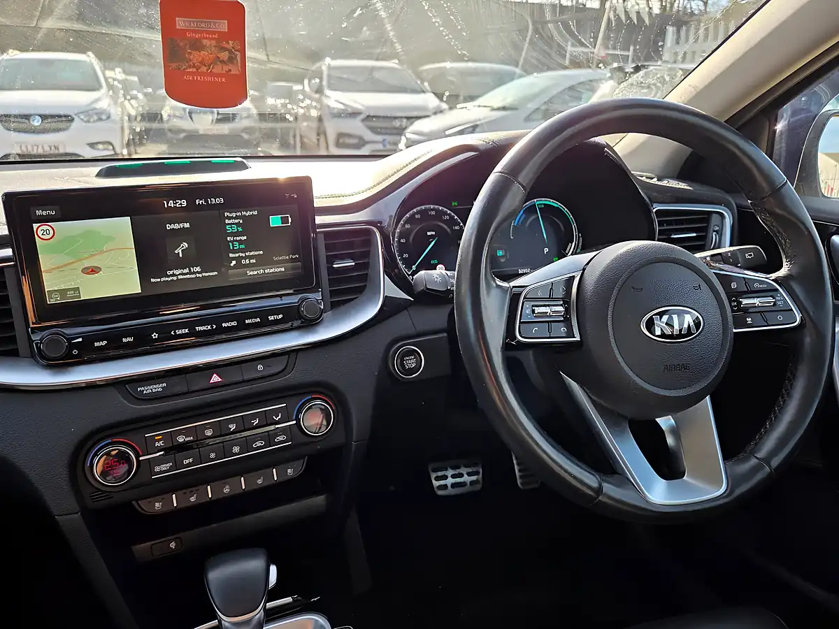 Used 2021 Kia Xceed First Edition Yellow - Interior and Exterior details 7