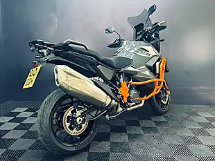 Used 2021 Ktm 1290 Super Adventure S Black - Interior and Exterior details 12