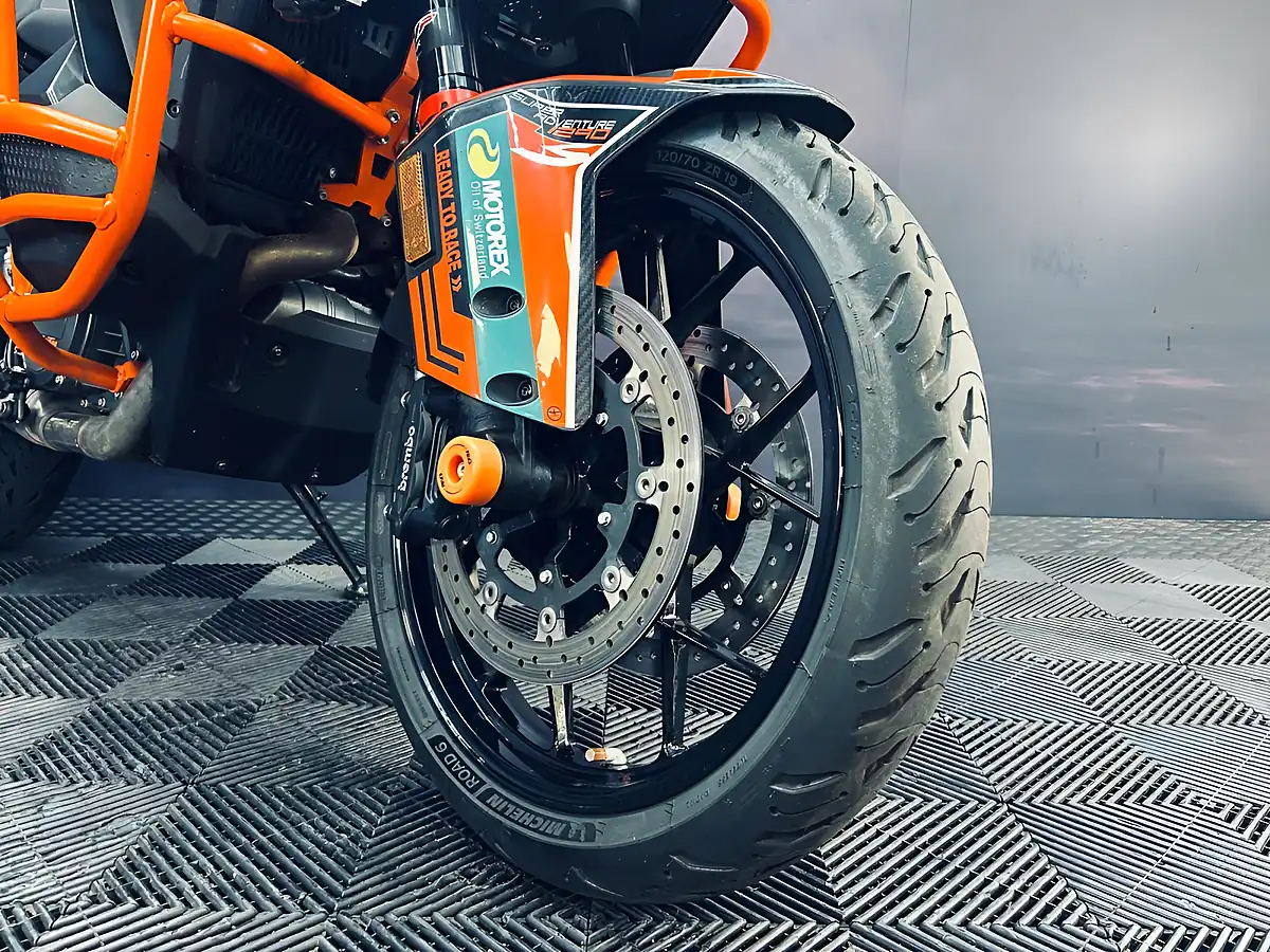 Used 2021 Ktm 1290 Super Adventure S Black - Interior and Exterior details 15