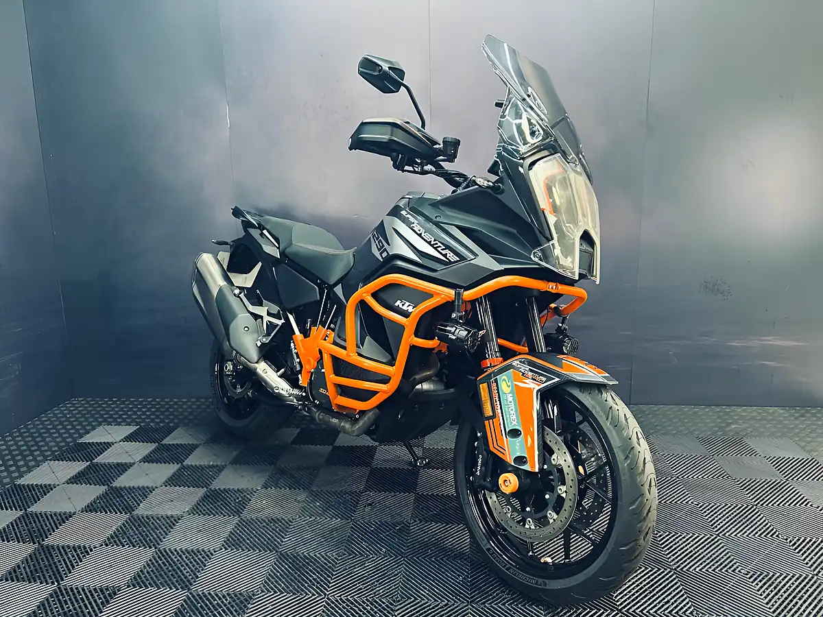 Used 2021 Ktm 1290 Super Adventure S Black - Interior and Exterior details 2