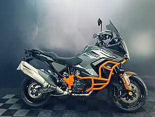 Used 2021 Ktm 1290 Super Adventure S Black - Interior and Exterior details 3