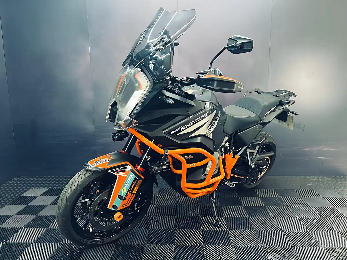 Used 2021 Ktm 1290 Super Adventure S Black - Interior and Exterior details 6