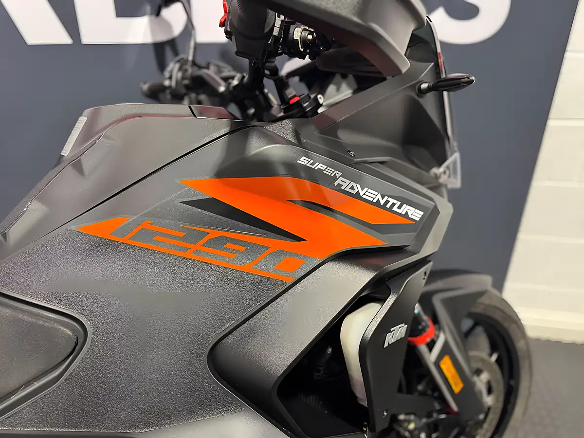 Used 2021 Ktm 1290 Super Adventure S - Interior and Exterior details 8