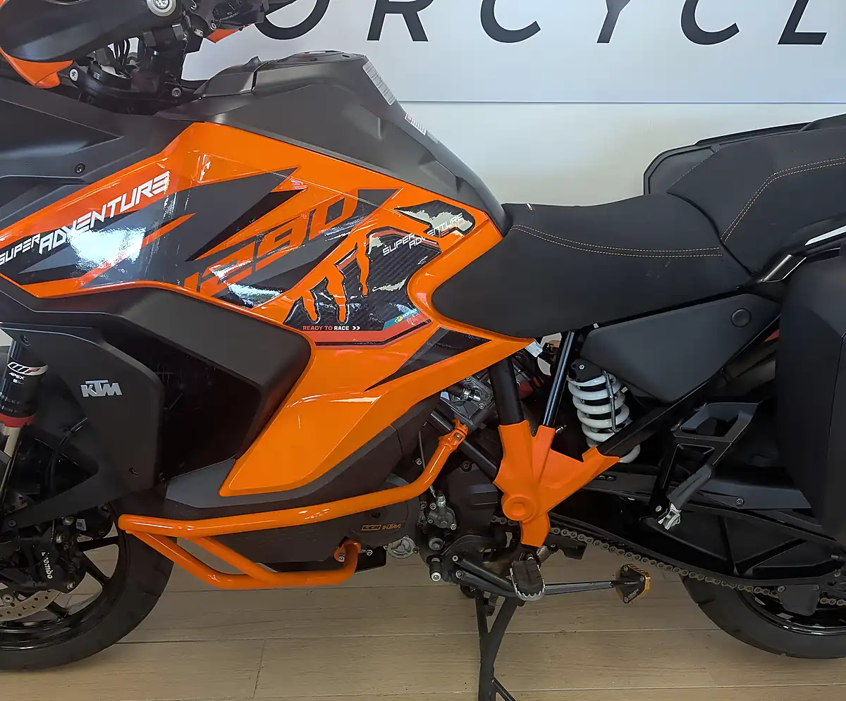 Used 2021 Ktm 1290 Super Adventure S S Orange - Interior and Exterior details 15