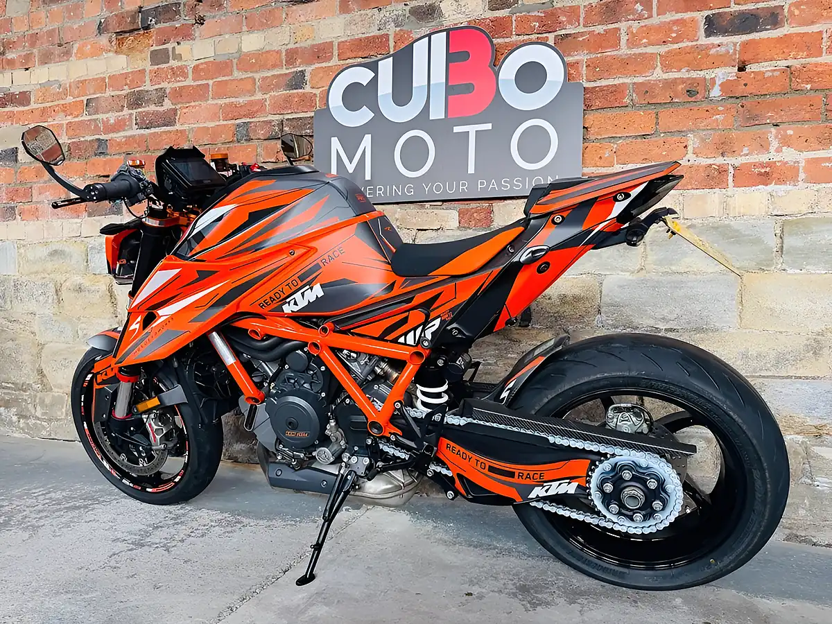 Used 2021 Ktm 1290 Super Duke R Tech Pack + Track Pack Orange - Interior and Exterior details 13