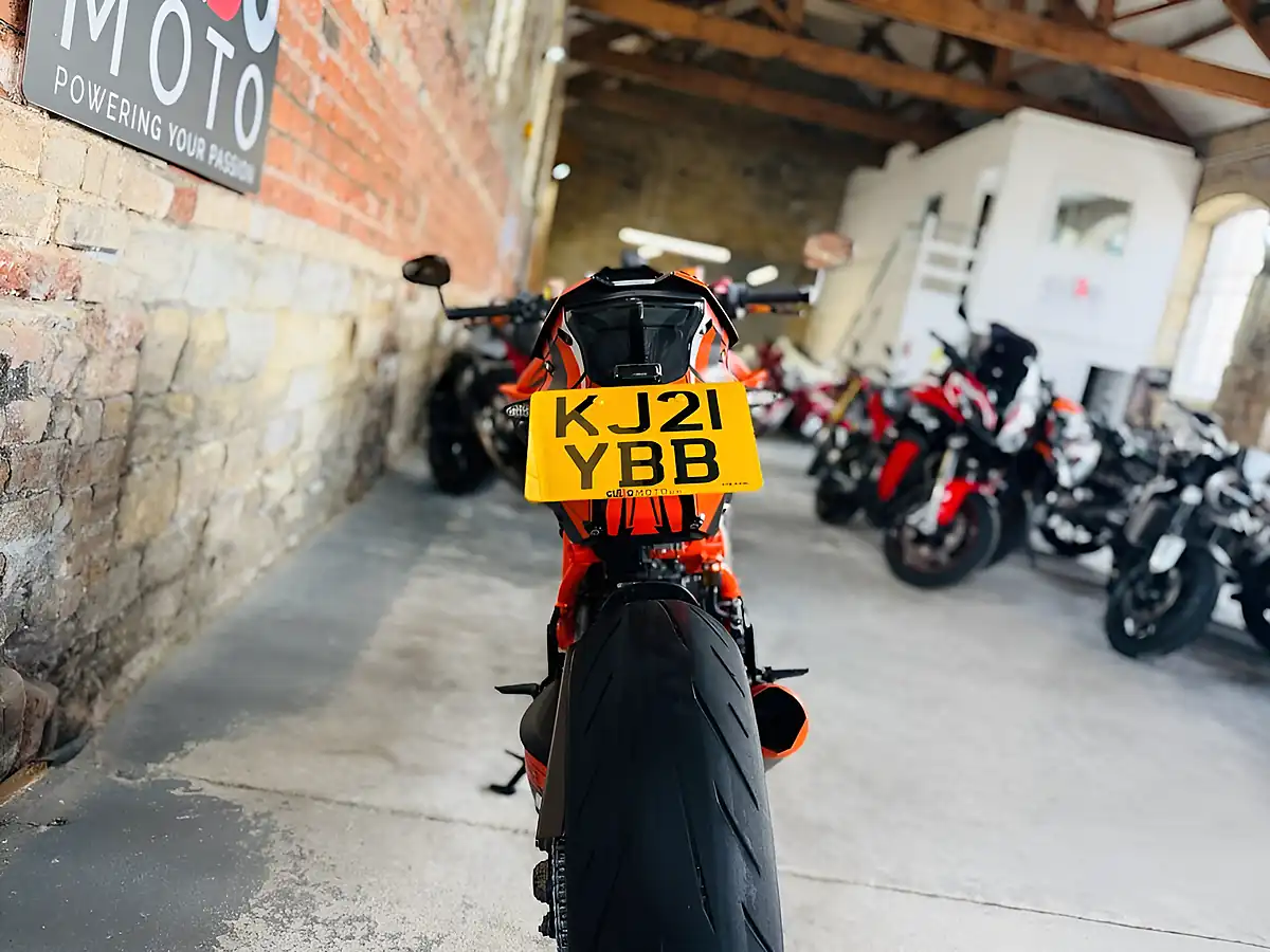 Used 2021 Ktm 1290 Super Duke R Tech Pack + Track Pack Orange - Interior and Exterior details 18