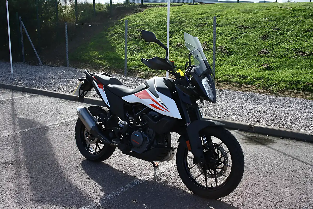 Used 2021 Ktm 390 Adventure White - Interior and Exterior details 3