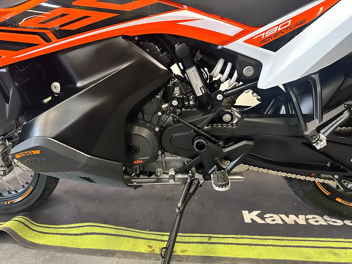 Used 2021 Ktm 790 Adventure Panniers Orange - Interior and Exterior details 16