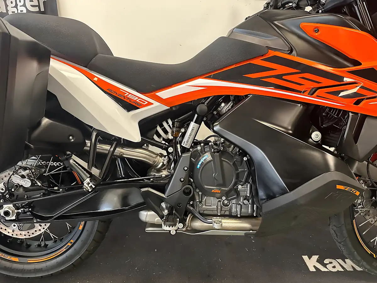 Used 2021 Ktm 790 Adventure Panniers Orange - Interior and Exterior details 5