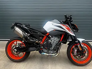 Used 2021 Ktm 890 Duke R White - Interior and Exterior details 6