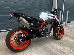 Used 2021 Ktm 890 Duke R White - Interior and Exterior details 7