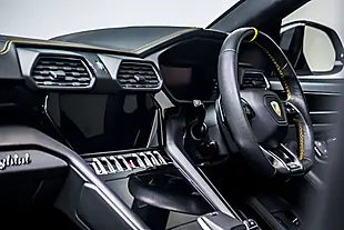 Used 2021 Lamborghini Urus Urban Nero Carbon Black - Interior and Exterior details 20