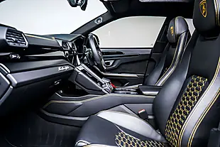 Used 2021 Lamborghini Urus Urban Nero Carbon Black - Interior and Exterior details 9