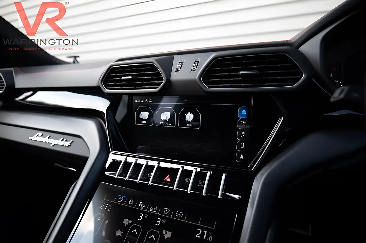 Used 2021 Lamborghini Urus Viola Pasifae (purple) - Interior and Exterior details 17