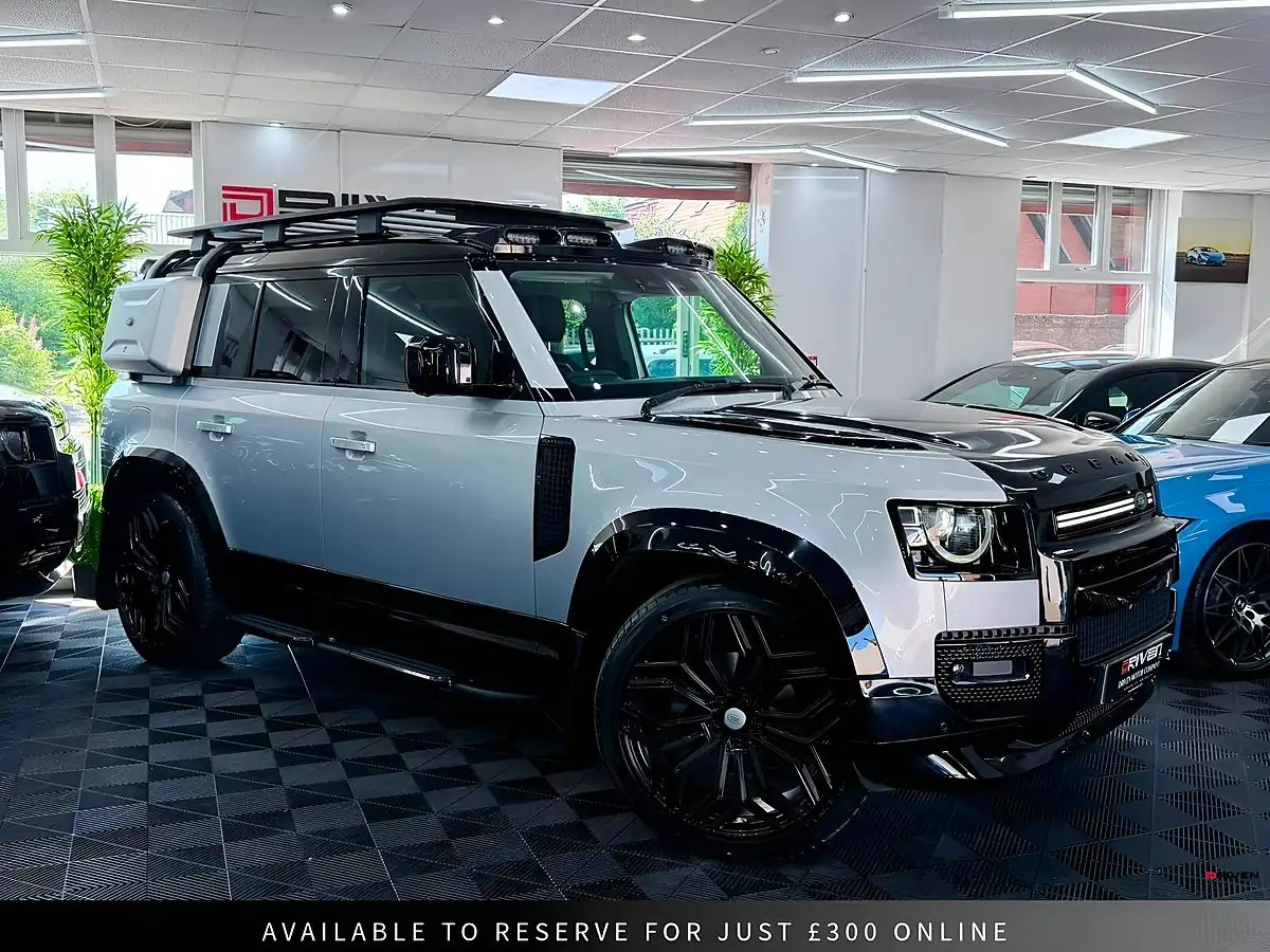 Used 2021 Land Rover Defender 110 First Edition Silver - Interior and Exterior details 8