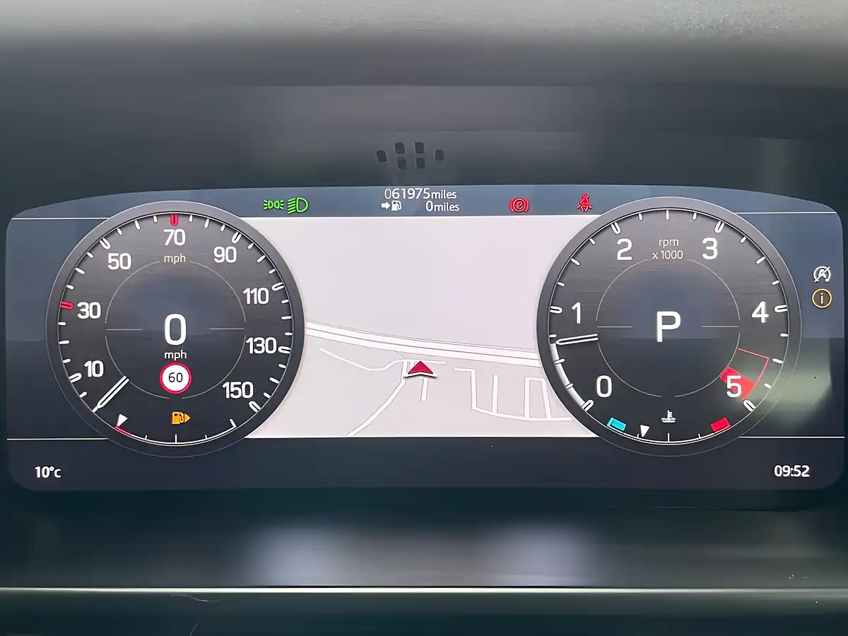 Used 2021 Land Rover Defender 110 S Eiger Grey - Interior and Exterior details 17