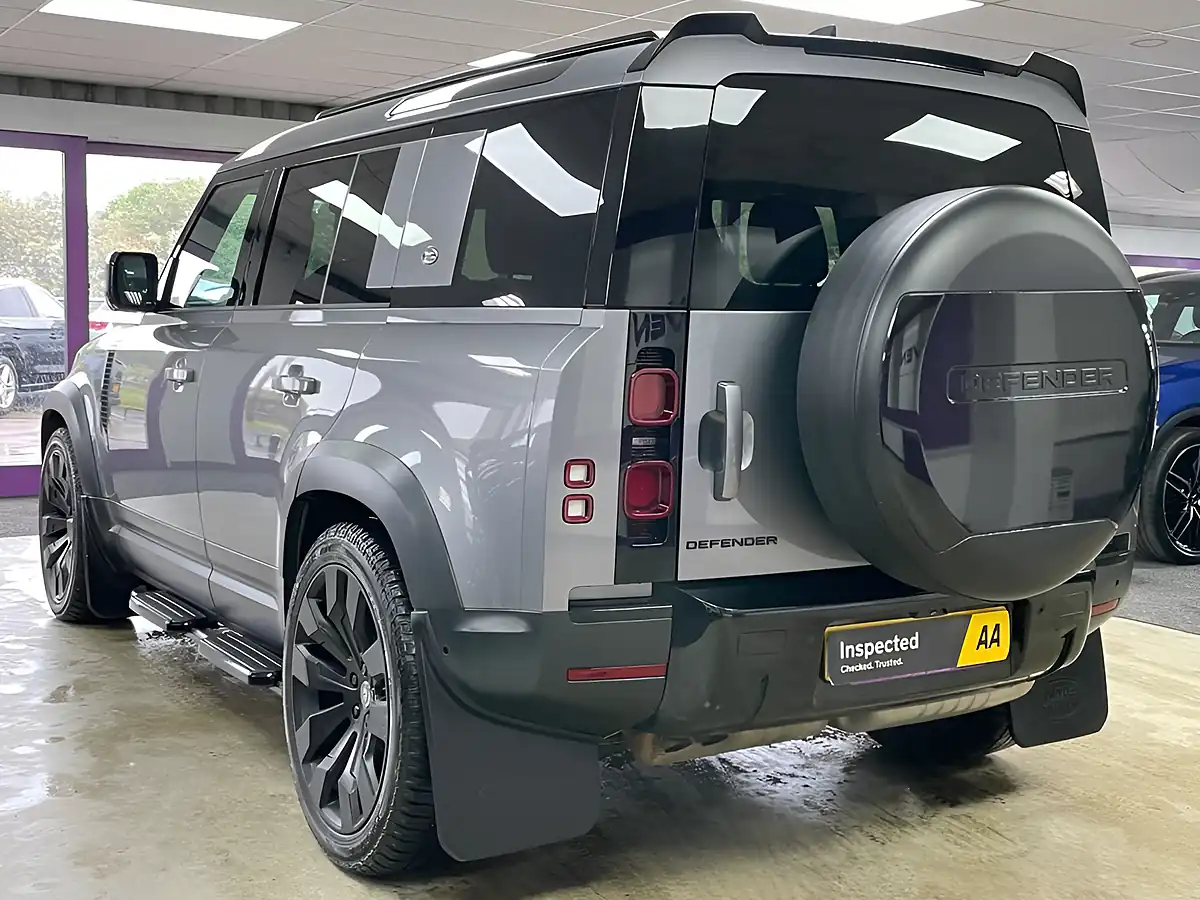 Used 2021 Land Rover Defender 110 S Eiger Grey - Interior and Exterior details 8