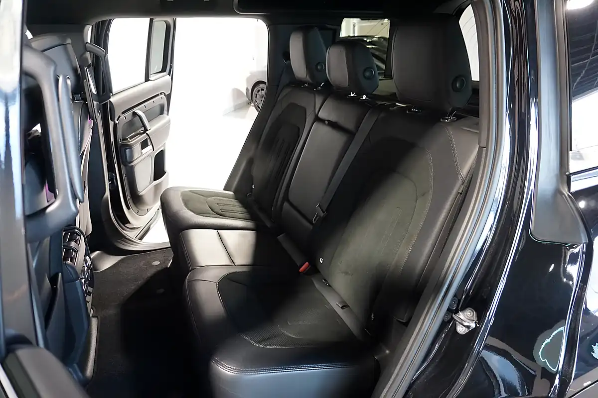Used 2021 Land Rover Defender 110 Santorini Black - Interior and Exterior details 13