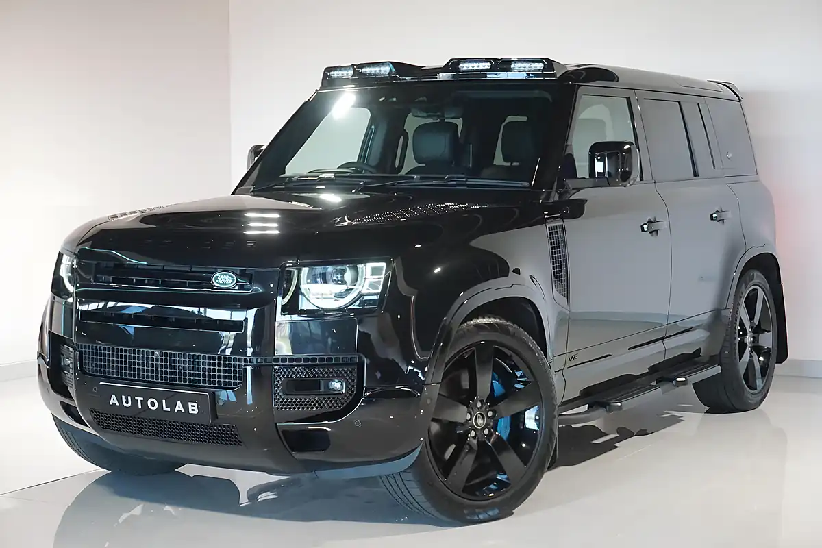 Used 2021 Land Rover Defender 110 Santorini Black - Interior and Exterior details 11