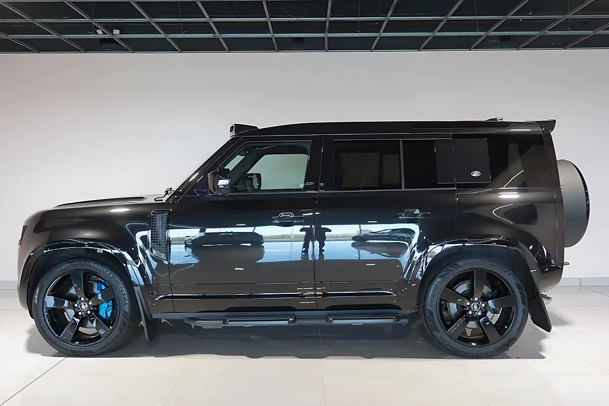 Used 2021 Land Rover Defender 110 Santorini Black - Interior and Exterior details 13