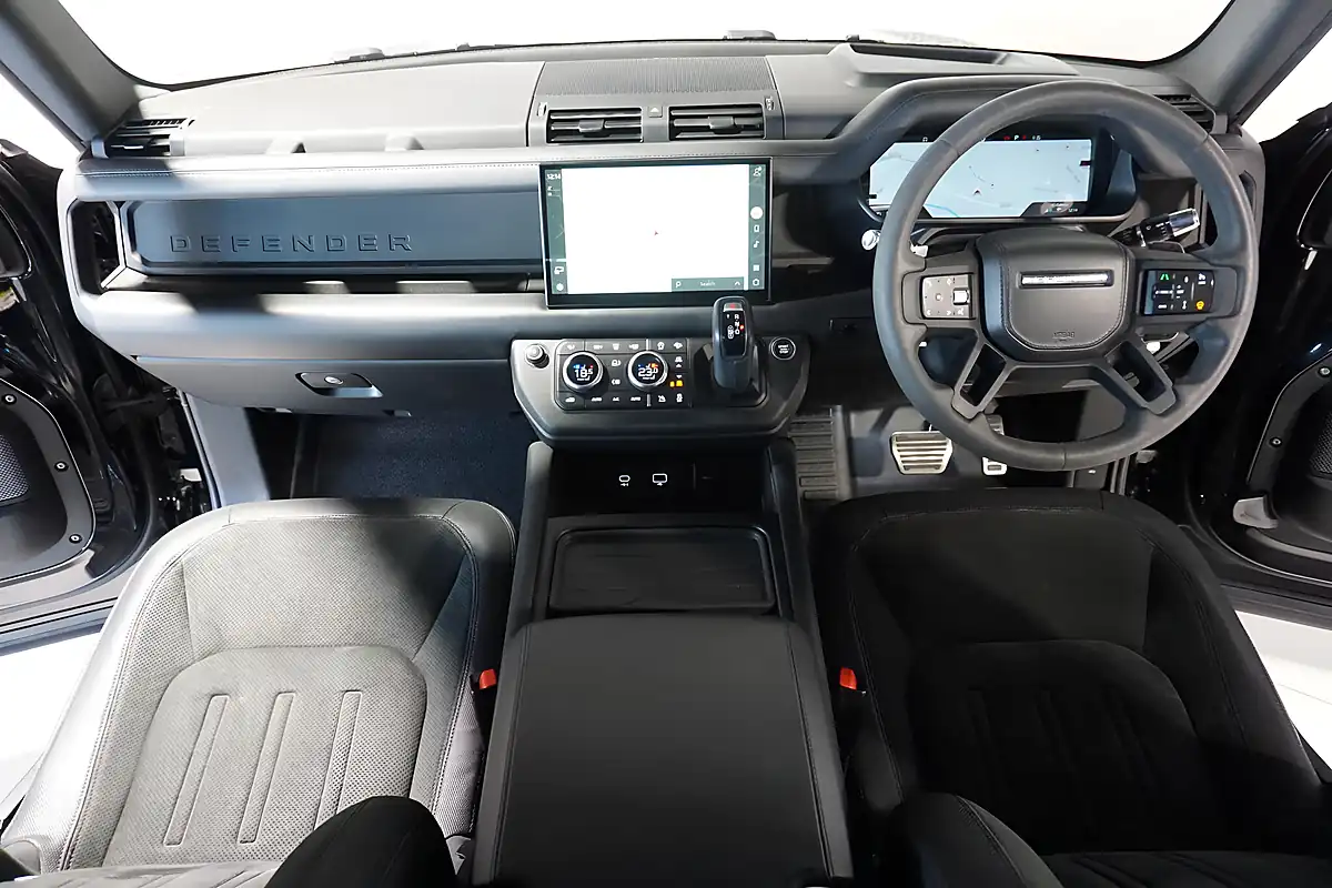 Used 2021 Land Rover Defender 110 Santorini Black - Interior and Exterior details 6