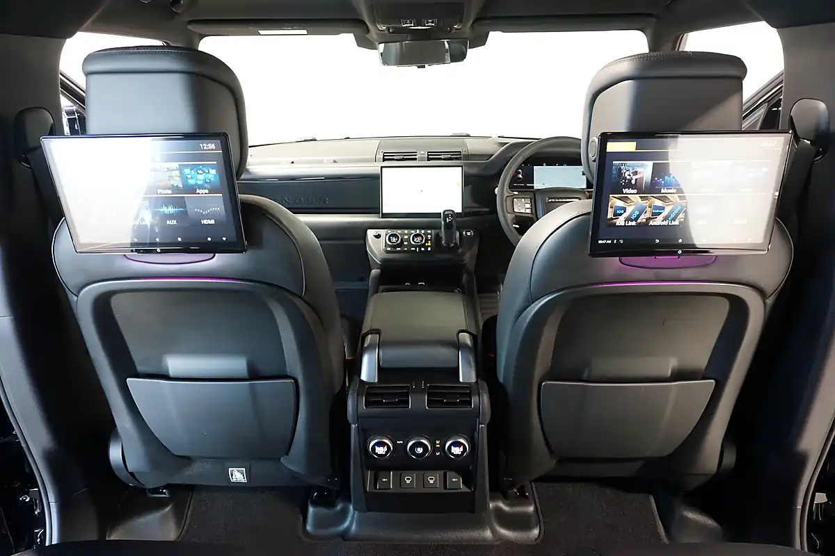 Used 2021 Land Rover Defender 110 Santorini Black - Interior and Exterior details 7