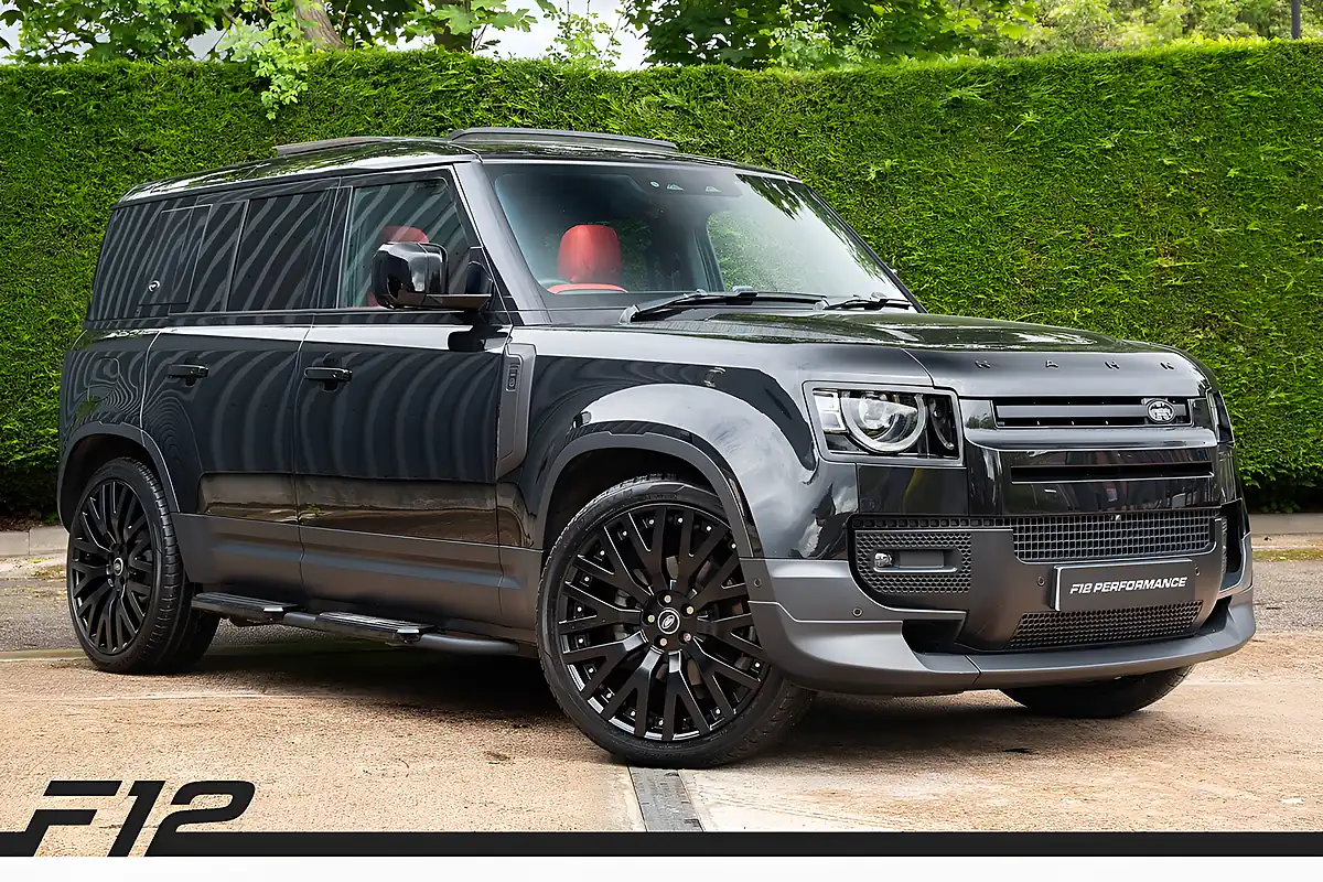 Used 2021 Land Rover Defender 110 Se Black - Front View