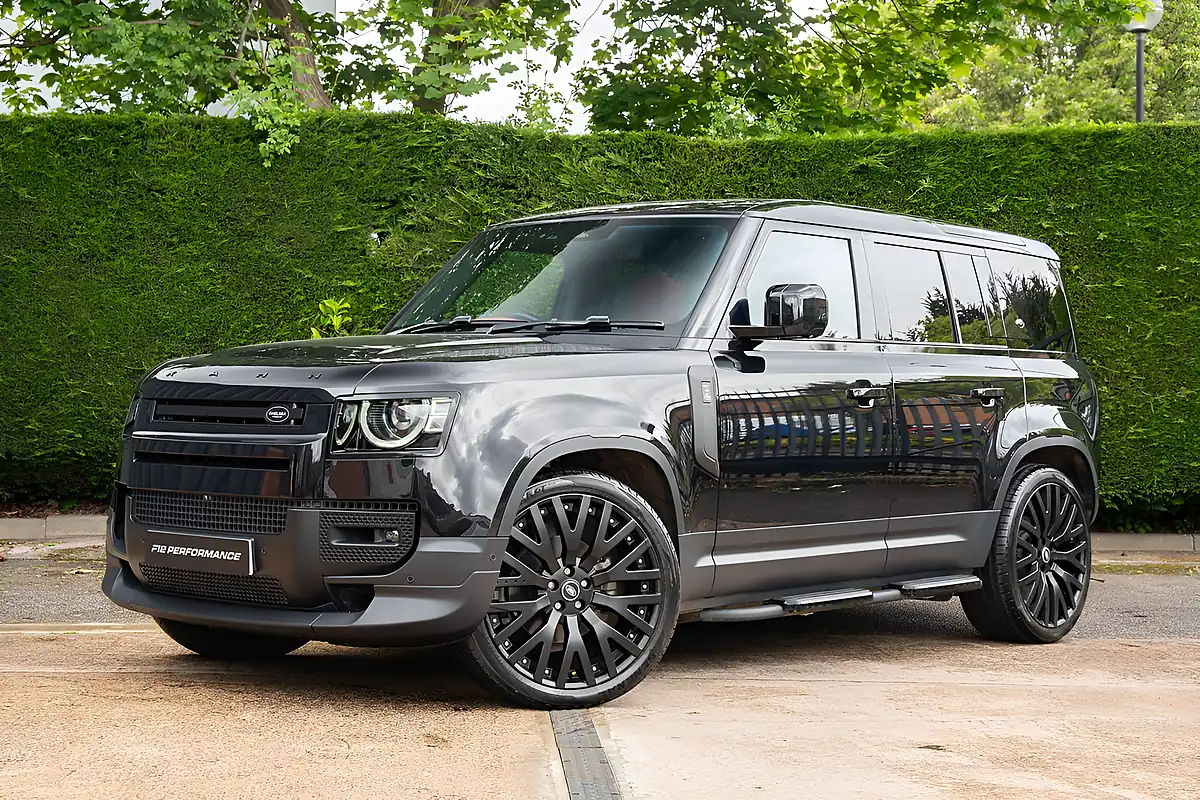 Used 2021 Land Rover Defender 110 Se Black - Interior and Exterior details 11