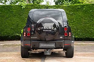Used 2021 Land Rover Defender 110 Se Black - Interior and Exterior details 8