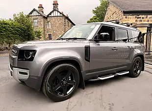 Used 2021 Land Rover Defender 110 Se Eiger Grey - Interior and Exterior details 8