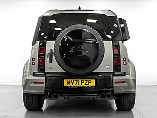 Used 2021 Land Rover Defender 110 X-Dynamic Hse Pangea Green Metallic - Interior and Exterior details 6