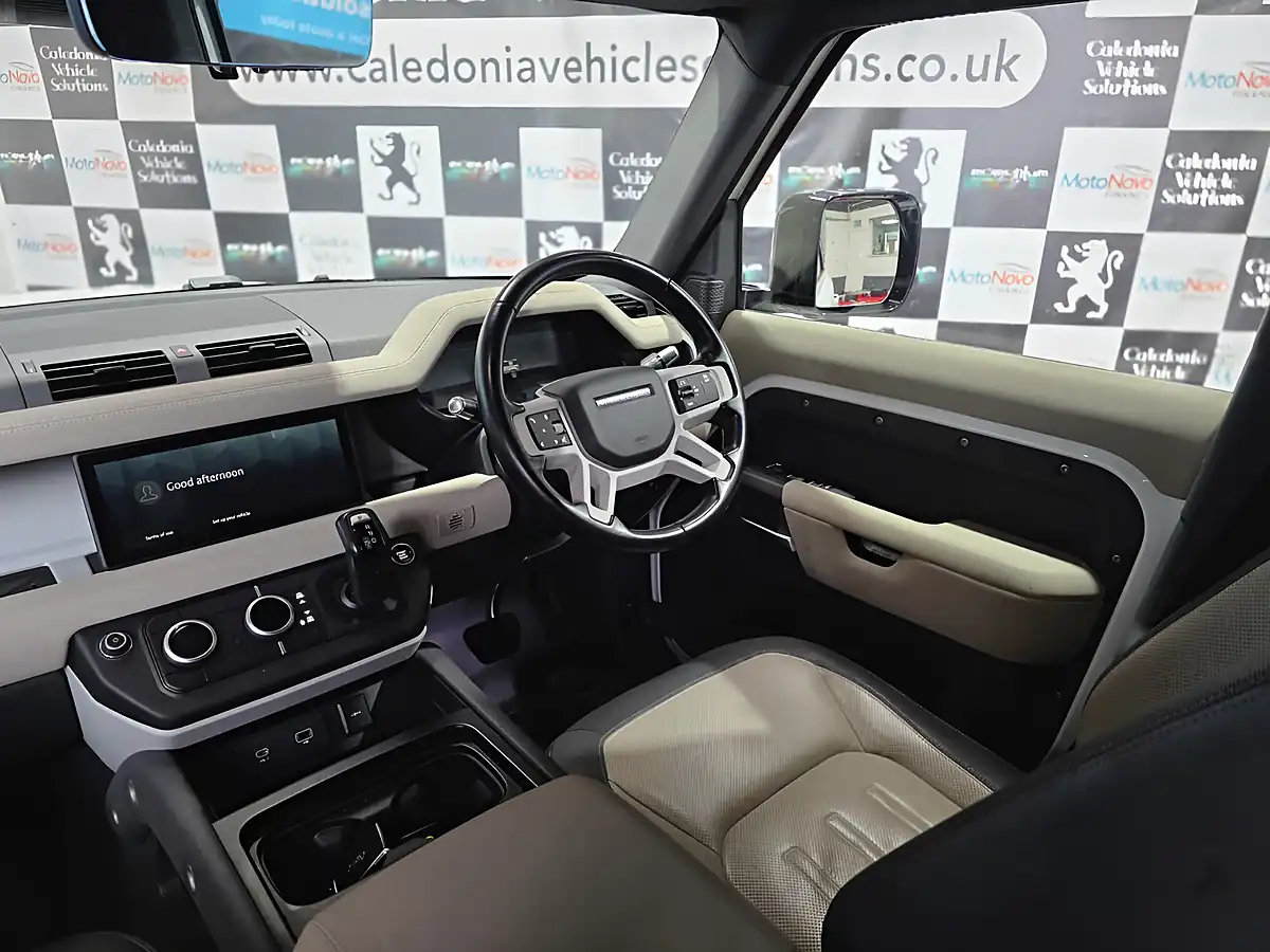 Used 2021 Land Rover Defender 110 X-Dynamic S White - Interior and Exterior details 18