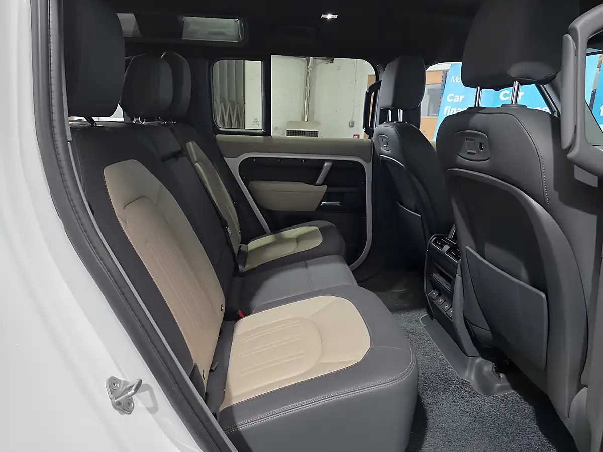 Used 2021 Land Rover Defender 110 X-Dynamic S White - Interior and Exterior details 20