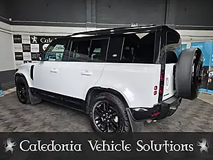 Used 2021 Land Rover Defender 110 X-Dynamic S White - Interior and Exterior details 4