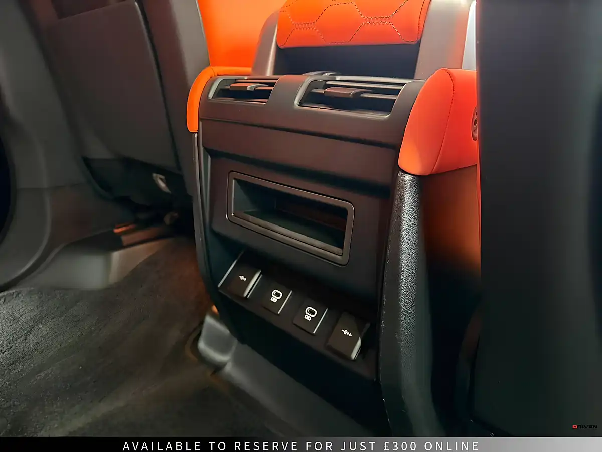 Used 2021 Land Rover Defender 110 X-Dynamic Se Black - Interior and Exterior details 12