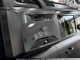 Used 2021 Land Rover Defender 110 X-Dynamic Se Black - Interior and Exterior details 19