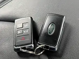 Used 2021 Land Rover Defender 90 First Edition Green - Interior and Exterior details 13