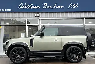 Used 2021 Land Rover Defender 90 First Edition Green - Interior and Exterior details 2