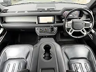 Used 2021 Land Rover Defender 90 First Edition Green - Interior and Exterior details 6