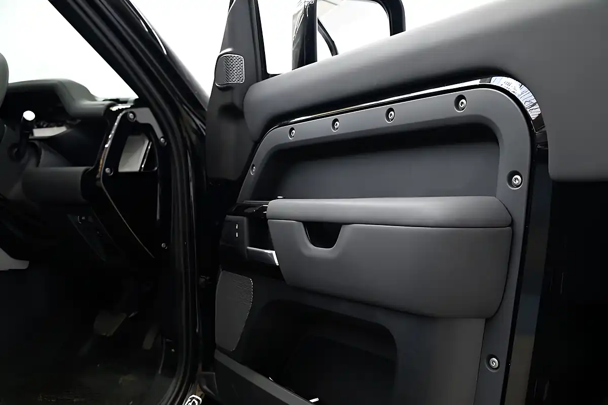 Used 2021 Land Rover Defender 90 Hard Top Black - Interior and Exterior details 16