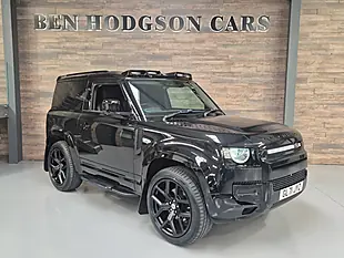 Used 2021 Land Rover Defender 90 Hard Top Black - Interior and Exterior details 3