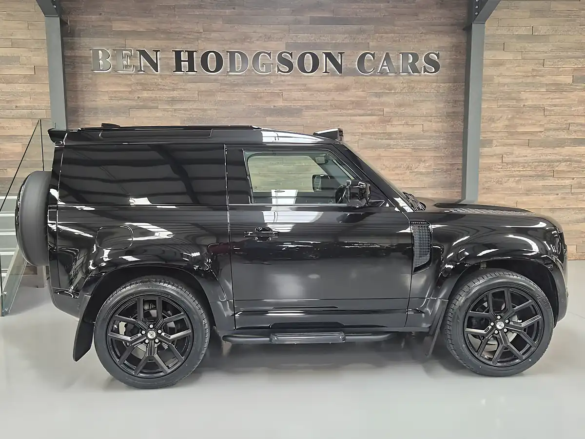Used 2021 Land Rover Defender 90 Hard Top Black - Interior and Exterior details 4