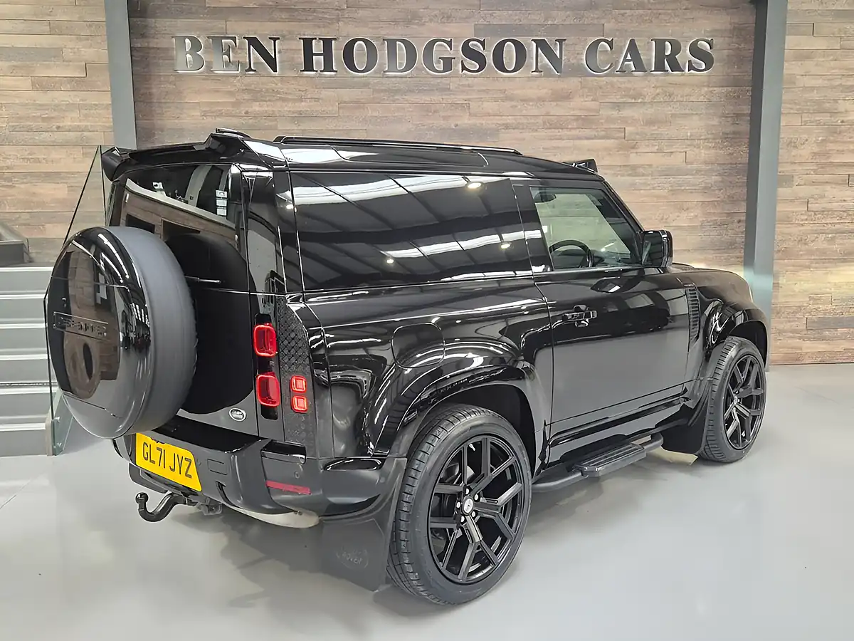Used 2021 Land Rover Defender 90 Hard Top Black - Interior and Exterior details 5