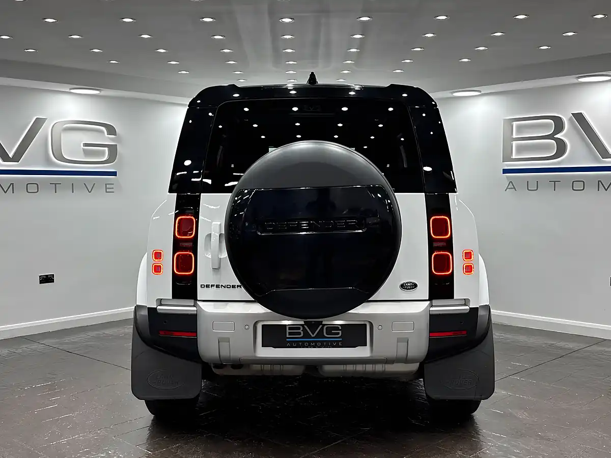 Used 2021 Land Rover Defender 90 S White - Interior and Exterior details 8