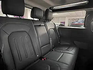 Used 2021 Land Rover Defender 90 Se Black - Interior and Exterior details 14