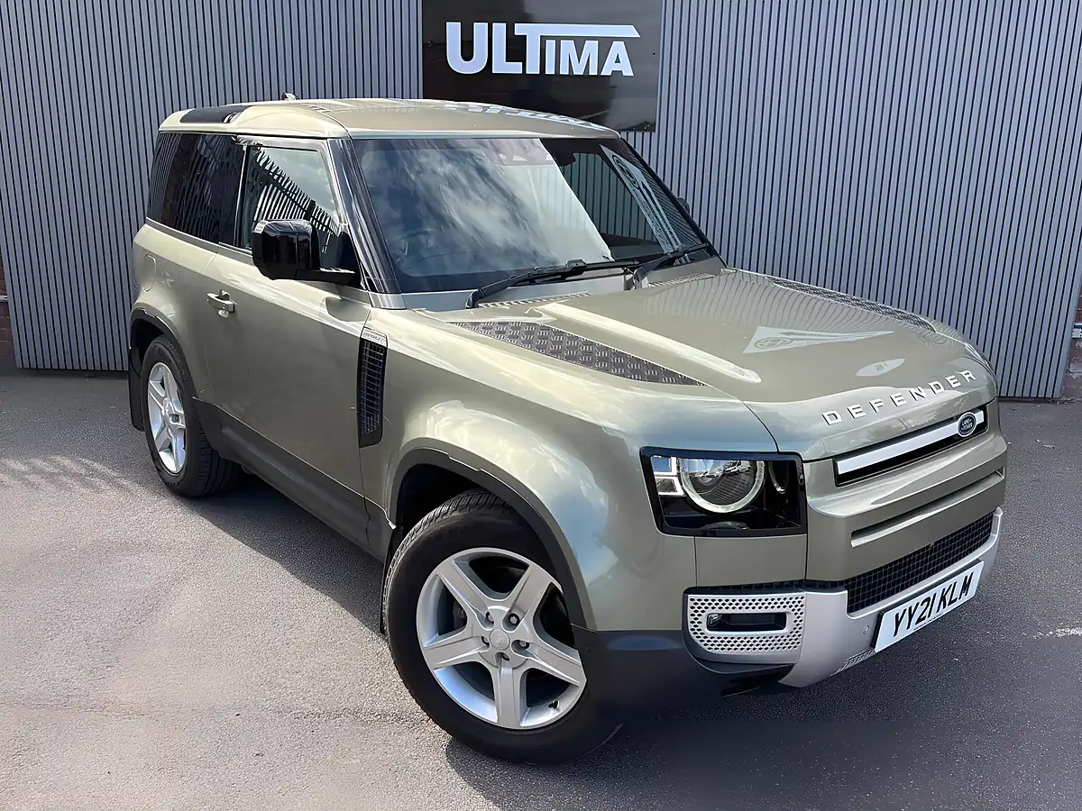 Used 2021 Land Rover Defender 90 Se Green - Interior and Exterior details 6
