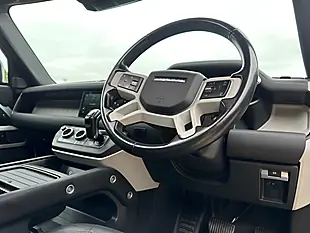Used 2021 Land Rover Defender 90 X-Dynamic Se Hakuba Silver - Interior and Exterior details 13
