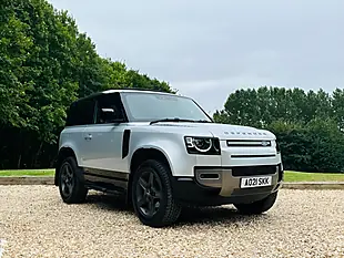 Used 2021 Land Rover Defender 90 X-Dynamic Se Hakuba Silver - Interior and Exterior details 14