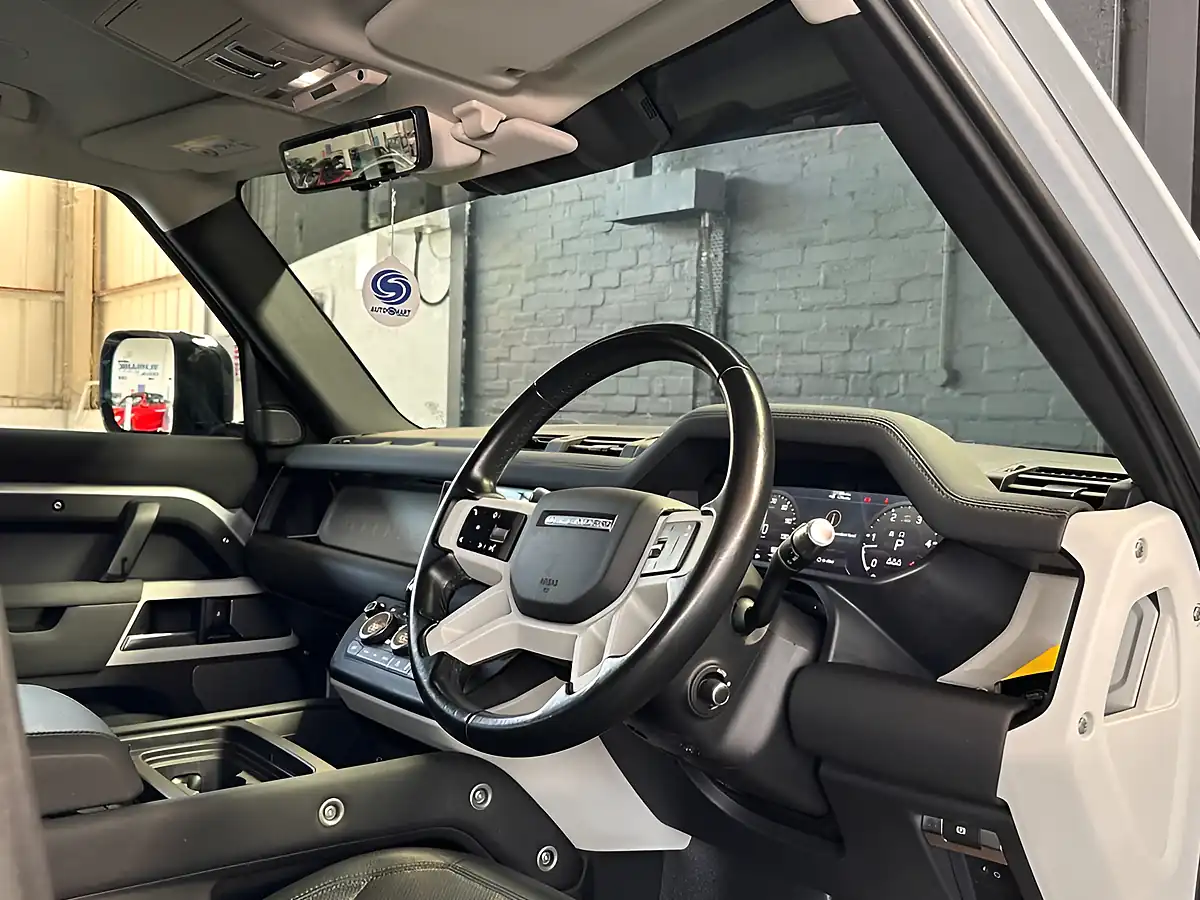 Used 2021 Land Rover Defender First Edition Hakuba Silver - Interior and Exterior details 12