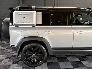 Used 2021 Land Rover Defender First Edition Hakuba Silver - Interior and Exterior details 9